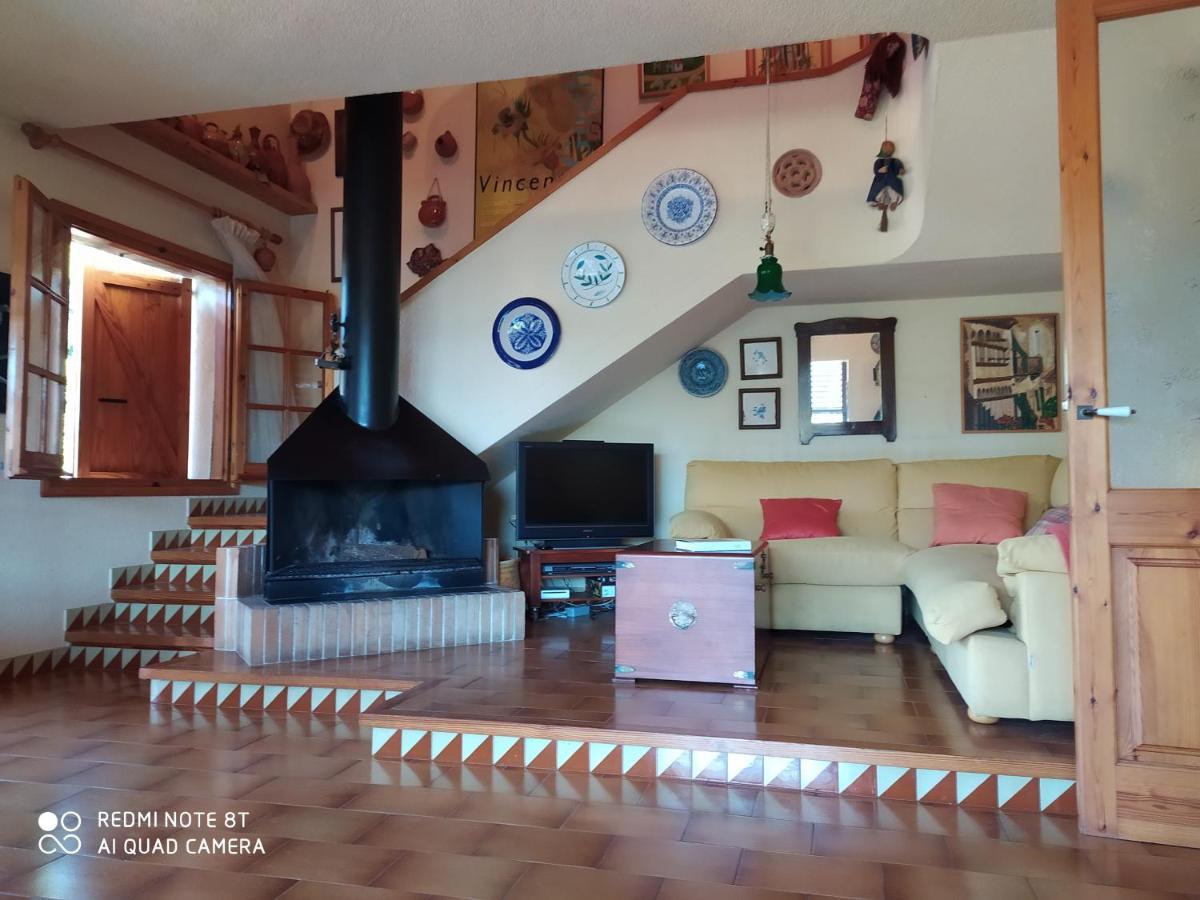 Chalet Entre Parques Naturales Vallgorguina Exterior photo
